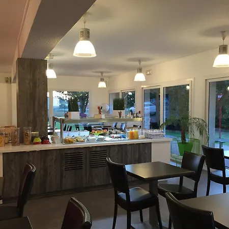 Hotel Brit Rouen Sud Val De Reuil