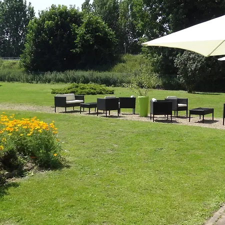 Brit Rouen Sud Val De Reuil מלון Val-de-Reuil