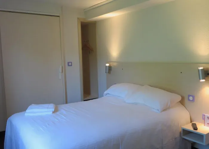 Rouen Est / Val De Reuil Hotel