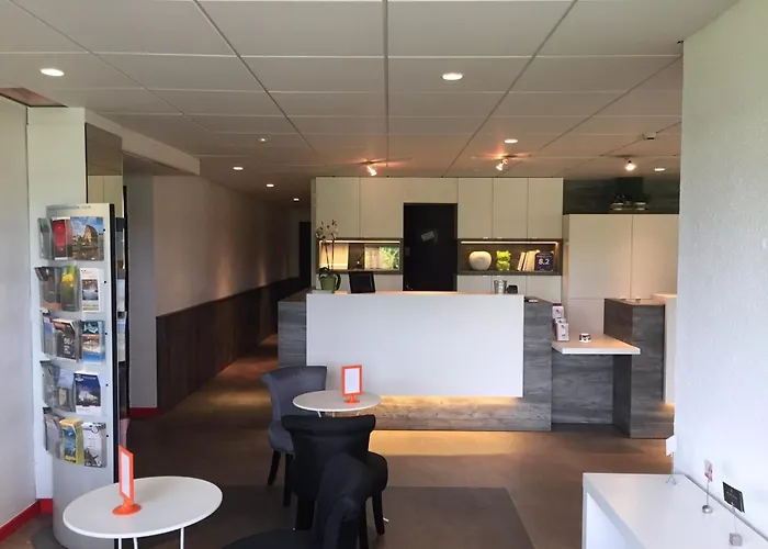 Rouen Est / Val De Reuil Hotel