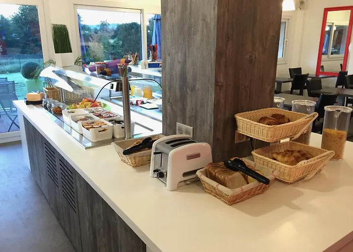 Hotel Rouen Est / Val De Reuil 3*